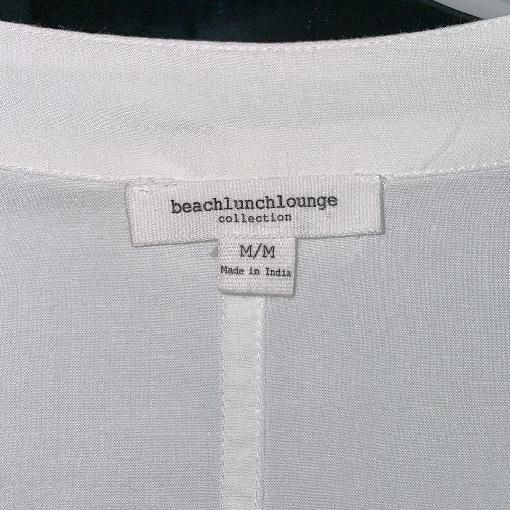 Beachlunchlounge White Dolman Sleeve Tie-Front Blouse - Picture 2 of 5